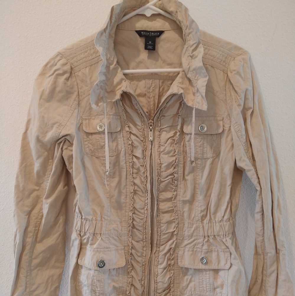 White House Black Market Beige Ruffle Trim Full Zip Up Slim Fit Jacket Women 10